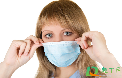 戴口罩睡觉可以防止打呼噜吗(睡觉打呼噜戴口罩有用吗)