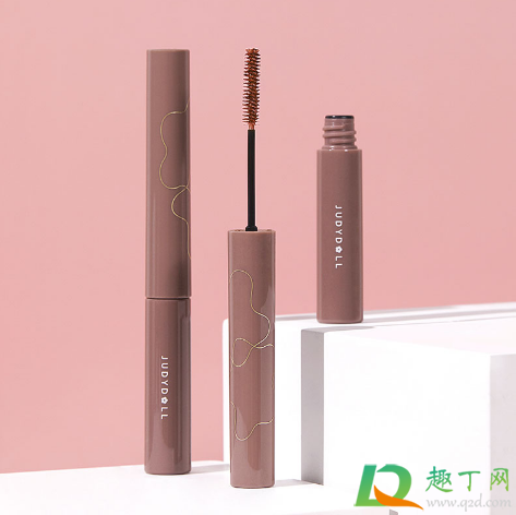 棕色睫毛膏好看还是黑色(睫毛膏是棕色的好看还是黑色的好看) 棕色睫毛膏好看还是黑色(睫毛膏是棕色的好看还是黑色的好看)