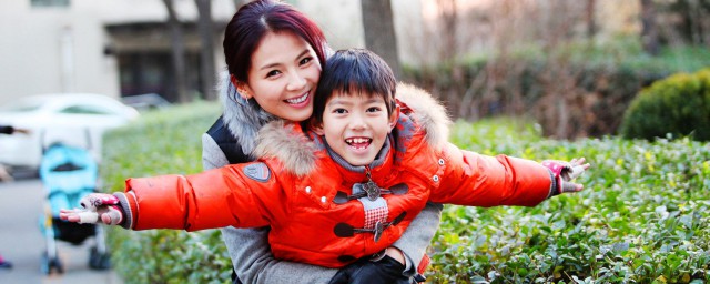 了解一下电视剧的剧情内容(电视剧情中情剧情介绍)