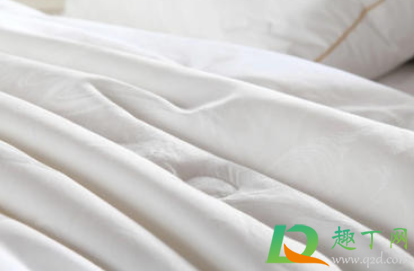 丝绵被芯怎么清洗(丝绒被芯怎么清洗) 丝绵被芯怎么清洗(丝绒被芯怎么清洗)
