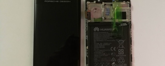 手机液晶屏漏液对手机主板会有影响吗(手机漏液会影响到主板吗)