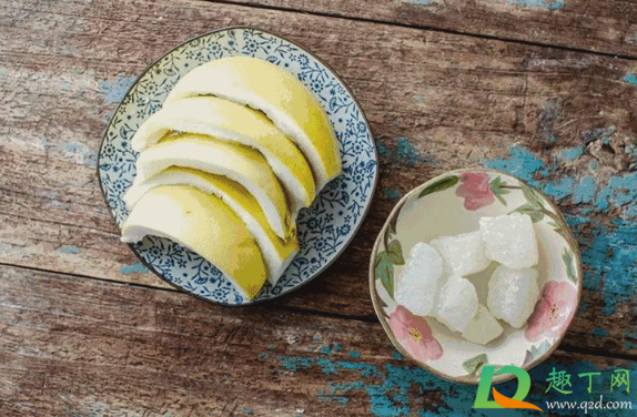 柚子皮可以泡茶喝吗(柚子皮可以做茶喝吗)