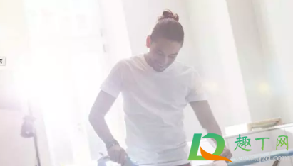 电熨斗漏水正常吗(电熨斗平放漏水正常吗) 电熨斗漏水正常吗(电熨斗平放漏水正常吗)