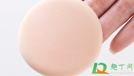 气垫粉扑干用还是湿用(粉扑干用还是湿用好) 气垫粉扑干用还是湿用(粉扑干用还是湿用好)