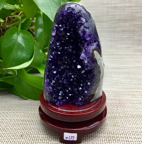 新买的紫水晶戴之前需要做什么(紫水晶戴之前怎么处理)