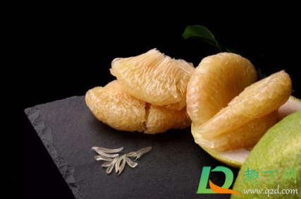 文旦和柚子的区别功效一样吗(文旦柚有什么功效)