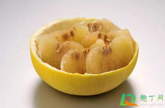 柚子里面的籽很大是怎么回事(柚子里面籽大的是什么柚子)
