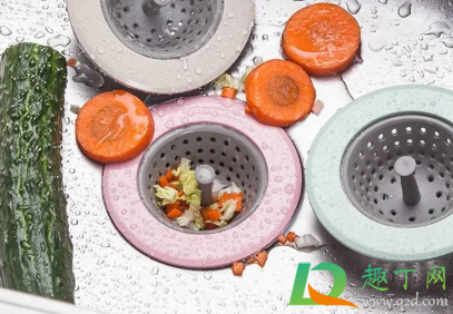 厨房下水道难闻的气味怎么除(厨房下水道有味怎么处理)