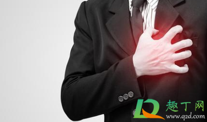 为什么吸气会两肋疼(吸气两肋里面疼怎么回事)