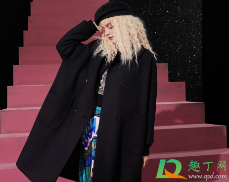 羊绒大衣洗缩水还有补救办法吗(羊绒衣服洗缩水了)