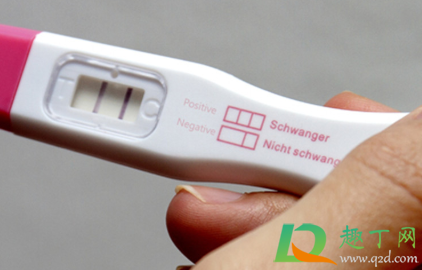 验孕棒可以喝水后测吗(喝完水再用验孕棒测有用吗)