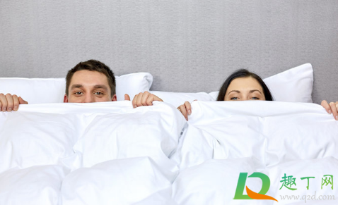 怀了三胎到底该不该生(到底要不要生三胎呢) 怀了三胎到底该不该生(到底要不要生三胎呢)