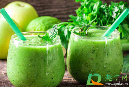 西芹汁要加水榨汁么(榨芹菜汁加水吗)