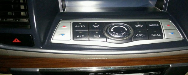 天籁车开空调冷热的操作(天籁汽车空调制冷怎么开)