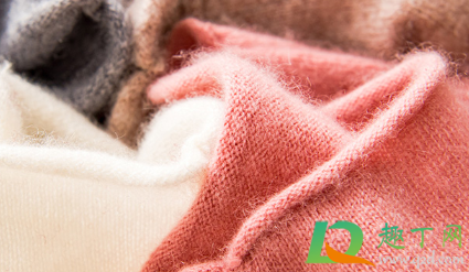 羊绒羊毛衫用什么洗最好(羊绒衫最好怎么洗) 羊绒羊毛衫用什么洗最好(羊绒衫最好怎么洗)