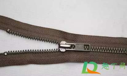 衣服拉链拉不下来怎么办(衣服拉链拉不上来怎么办)