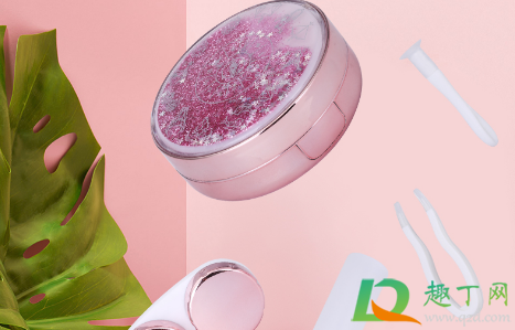 美瞳盒第一次怎么清洗(美瞳盒子第一次用怎么清洗)