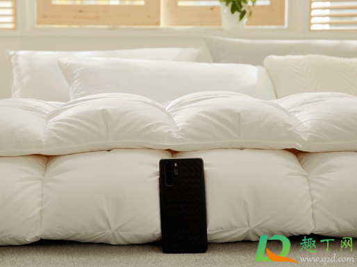 羽绒被不贴合可以缝吗(羽绒被为什么和被套不贴合)