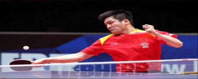 乒乓球直板拇指发力的方法(乒乓球横板正手攻球时哪个手指发力)