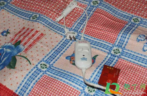 电褥子长毛了还可以用吗(电褥子可以长期使用吗)