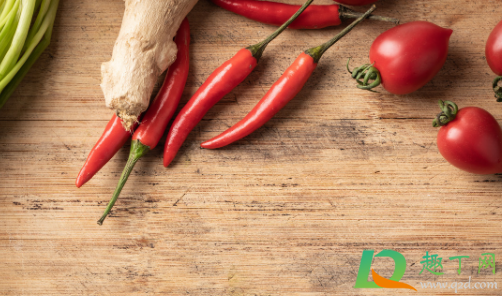 砧板发酸是怎么回事(砧板有酸臭味怎么办)