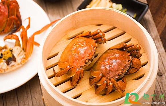 螃蟹蒸的流黄怎么回事(螃蟹蒸出来发黄)