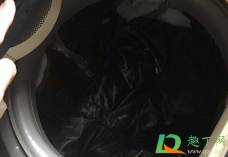 裤子被漂渍液褪色怎么解决(裤子被汗渍拿掉色怎么办) 裤子被漂渍液褪色怎么解决(裤子被汗渍拿掉色怎么办)