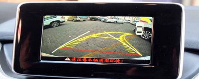 倒车宽窄调节小技巧(车距窄怎样倒车)