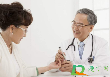 血糖高的人吃什么能把血糖降下来呢(血糖高的人吃什么能把血糖降下来呢血糖高能吃小米粥吗)