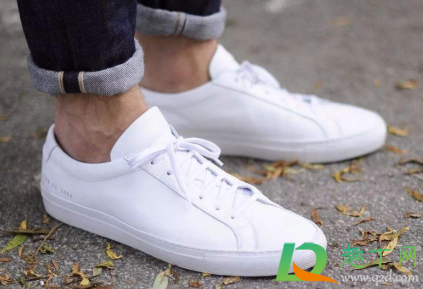 白鞋干了有黄渍怎么办(白鞋干了发黄怎么处理) 白鞋干了有黄渍怎么办(白鞋干了发黄怎么处理)