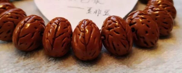 核桃打孔的具体方法(怎样给樱桃核打孔)