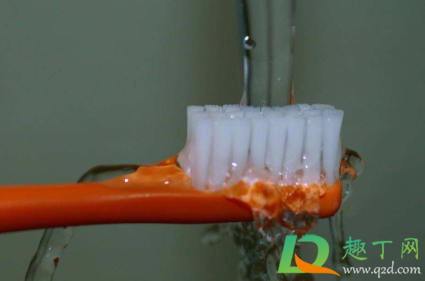 怎么去黄牙渍小窍门(去牙渍牙黄的方法)