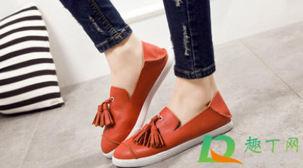 乐福鞋后跟老掉怎么办(乐福鞋掉跟有什么妙招)