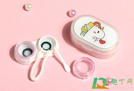 美瞳盒第一次怎么清洗(美瞳盒子第一次用怎么清洗)