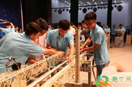 2021年元旦大学生可以离校吗(2020年大学生周末可以离校吗)