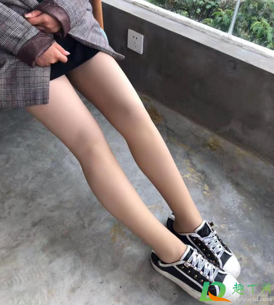 光腿神器搭配小白鞋可以吗(光腿神器配小皮鞋) 光腿神器搭配小白鞋可以吗(光腿神器配小皮鞋)