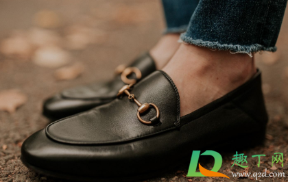 乐福鞋后跟老掉怎么办(乐福鞋掉跟有什么妙招)