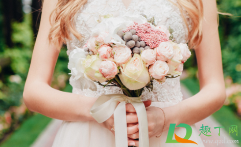 陪嫁和压箱底的钱是一回事吗(压箱底钱是嫁妆吗)