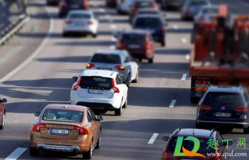 2021年1月1日免过路费吗(2021年1月1号免过路)