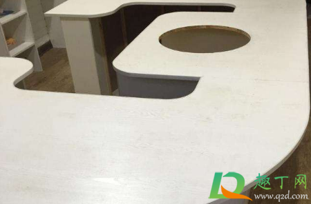 桌面烫痕如何处理(如何去除桌上的烫痕) 桌面烫痕如何处理(如何去除桌上的烫痕)