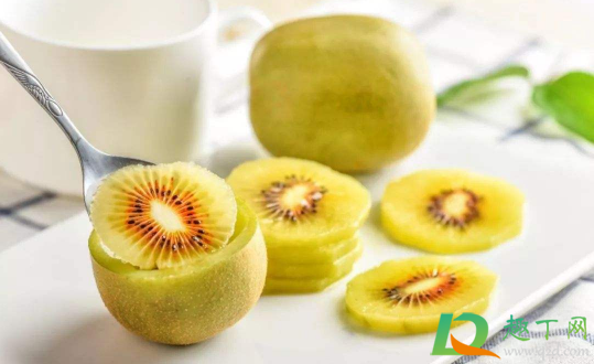猕猴桃深色好还是浅色好(猕猴桃颜色的区别)