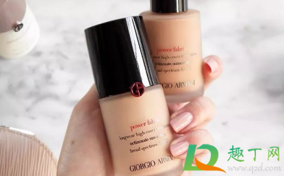 衣服上沾了bb霜怎么洗(bb霜沾到衣服上怎么清洗)