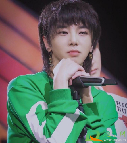 鲻鱼头发型怎么留要留多久(鲻鱼头发型男要留多久)