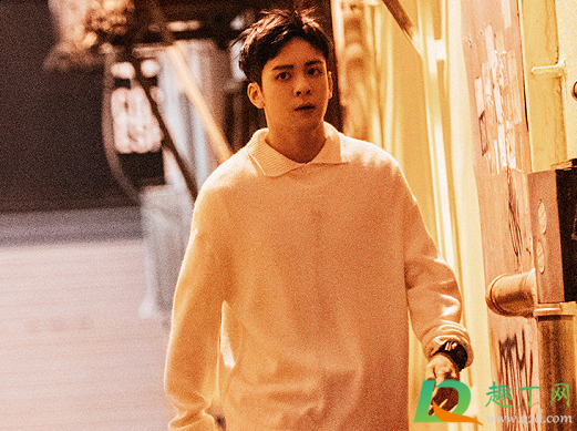 我在香港遇见他李嘉是精神分裂还是双重人格