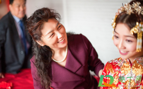 陪嫁和压箱底的钱是一回事吗(压箱底钱是嫁妆吗)