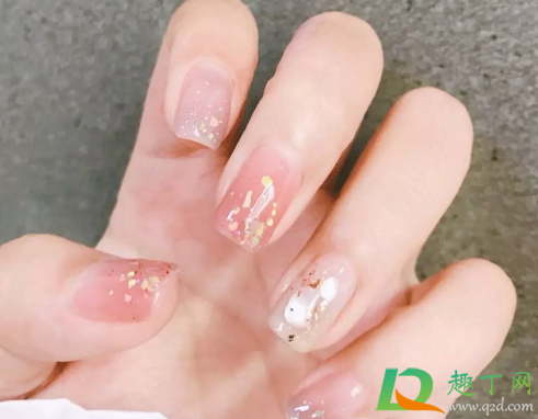 2020秋冬做什么美甲好看显白(美甲图片2020新款式冬季显白长款) 2020秋冬做什么美甲好看显白(美甲图片2020新款式冬季显白长款)