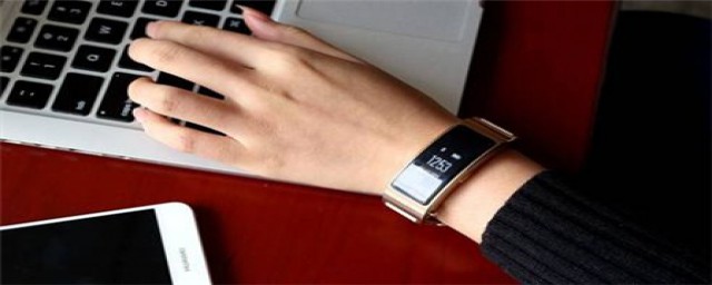 华为手环怎么样设置接收天气预报温度(华为手环不显示天气和温度怎么回事)