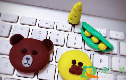 裤子上粘上彩泥怎么办干了(彩泥沾裤子上怎么弄掉?) 裤子上粘上彩泥怎么办干了(彩泥沾裤子上怎么弄掉?)