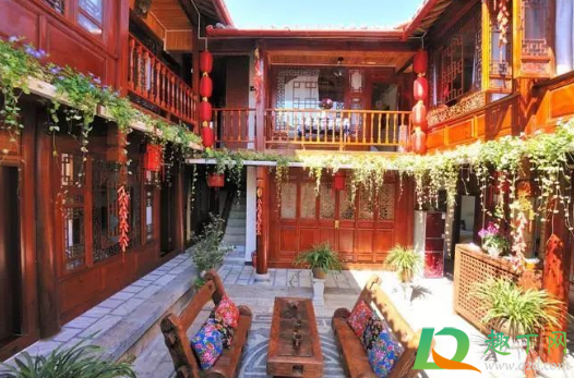 2021年元旦出去玩的人多吗(2021国庆出去玩的人多吗)