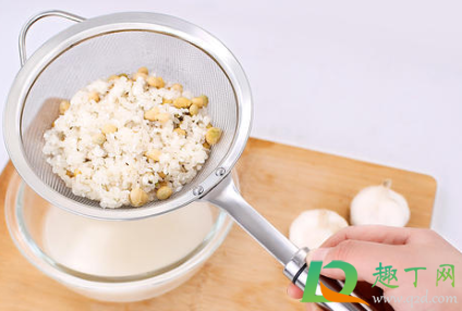 豆浆机滤网怎么洗干净(滤豆浆的滤网怎么清洗)